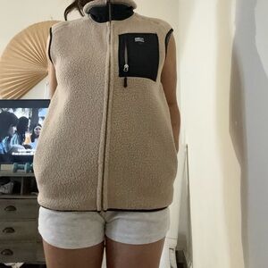 New in good condition with tag still in place,